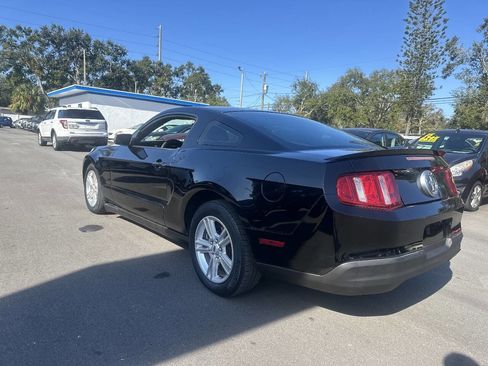 Used 2010 Ford Mustang Premium image 6