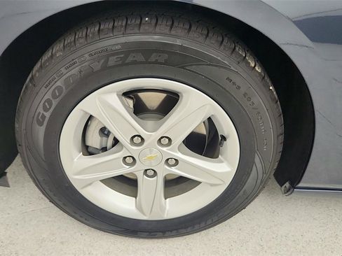 Certified 2020 Chevrolet Malibu LS image 28