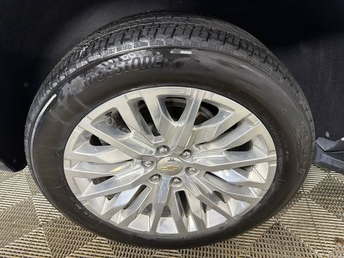 Used 2024 Chevrolet Tahoe Premier image 17