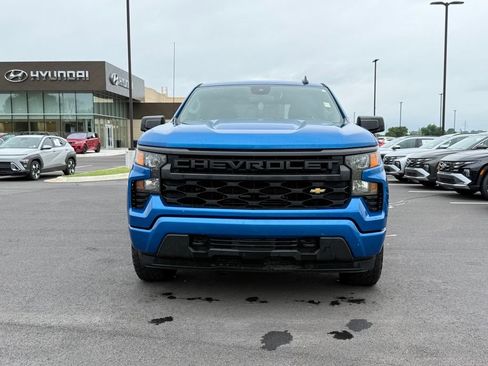 Used 2022 Chevrolet Silverado 1500 Custom AWD/4WD image 2