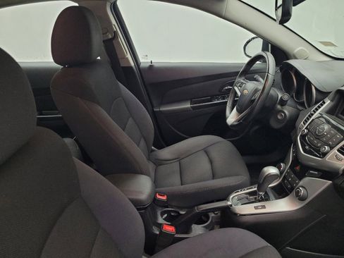 Used 2014 Chevrolet Cruze LT image 21
