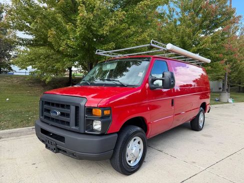 Used 2013 Ford E-250 and Econoline 250 w/ Commercial Cargo Van Pkg image 18