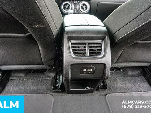 Used 2025 Chevrolet Blazer LT FWD image 30