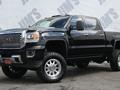 Used 2015 GMC Sierra 2500 Denali w/ Duramax Plus Package