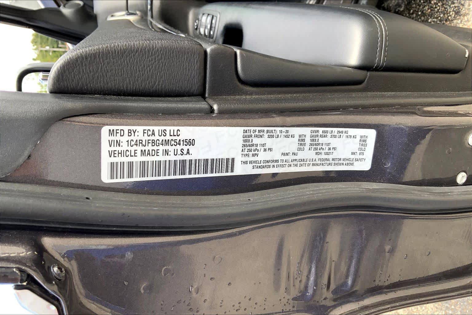 Used 2021 Jeep Grand Cherokee Limited w/ Premium Lighting Group AWD/4WD image 34