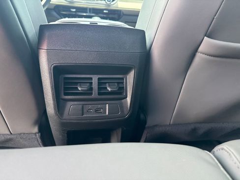 Used 2023 Chevrolet Colorado ZR2 AWD/4WD image 30