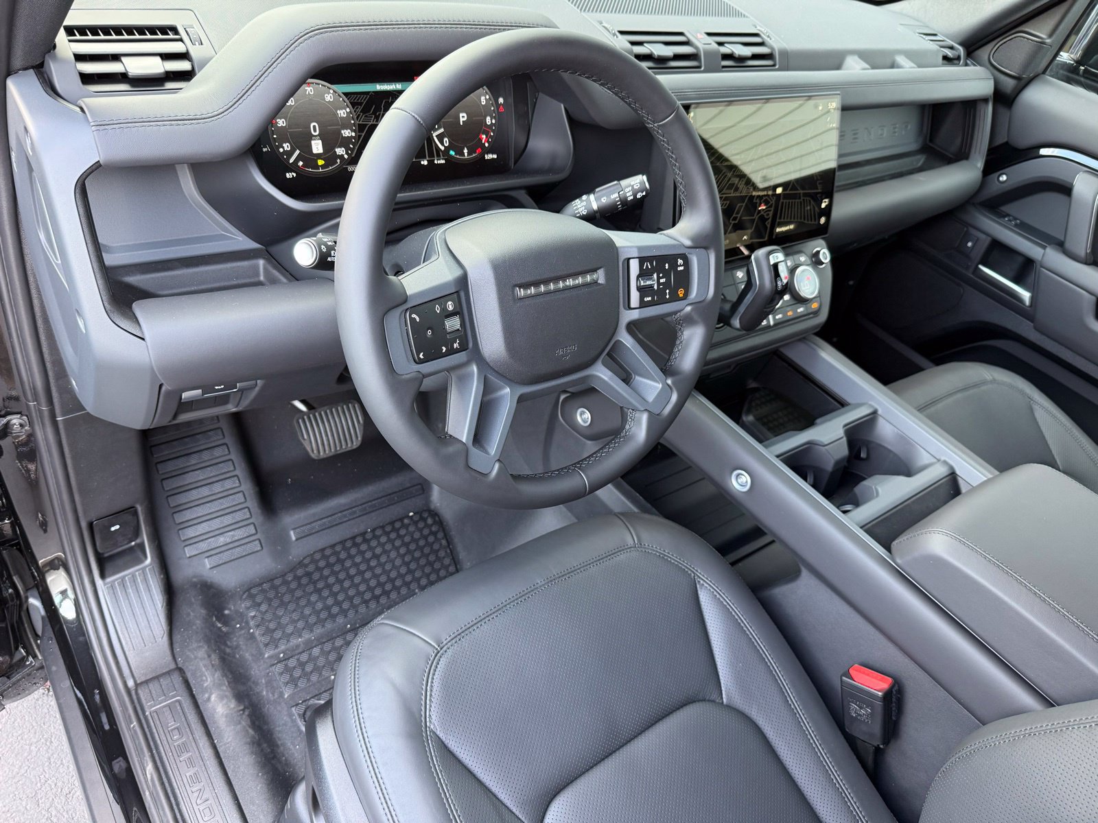 New 2026 Land Rover Defender 110 X-Dynamic SE AWD/4WD image 13