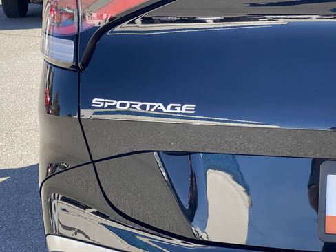 Used 2024 Kia Sportage SX FWD image 28