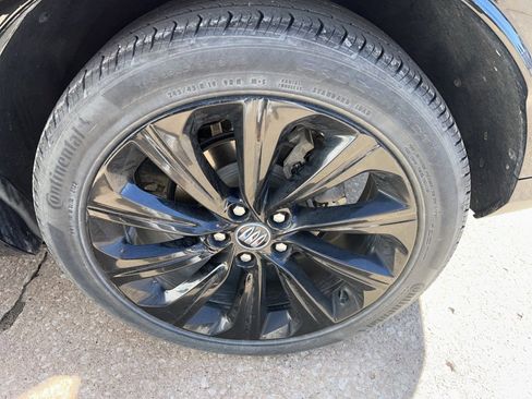 Used 2024 Buick Envista Sport Touring w/ Convenience I Package image 2