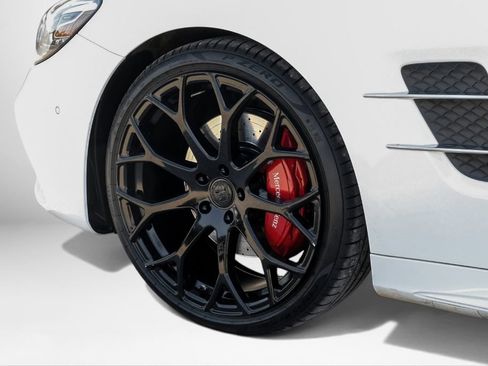 Used 2018 Mercedes-Benz SL 550 image 49