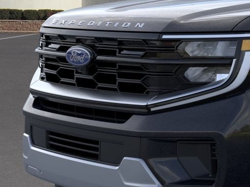 New 2026 Ford Expedition Max Platinum w/ Driver's Package AWD/4WD image 40