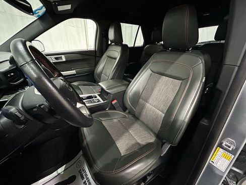 Used 2023 Ford Explorer Timberline w/ Timberline Technology Package image 15