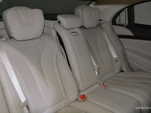 Used 2020 Mercedes-Benz S 560 Sedan image 20
