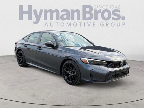 Used 2025 Honda Civic Sport image 1