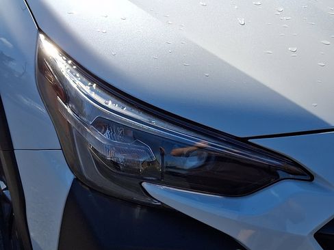Certified 2025 Subaru Outback Onyx Edition AWD/4WD image 9