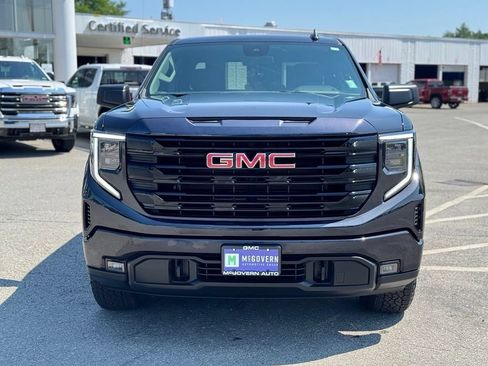 Used 2026 GMC Sierra 1500 Elevation w/ Elevation Select Package AWD/4WD image 9