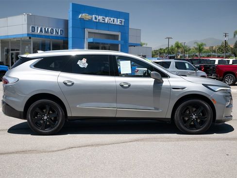 Used 2024 Buick Enclave Essence w/ Sport Touring Edition image 3