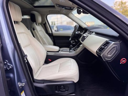 Used 2019 Land Rover Range Rover Sport HSE AWD/4WD image 29