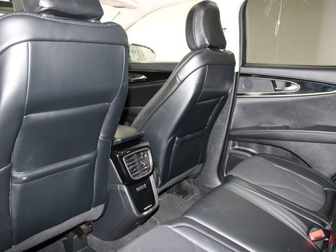 Used 2022 Lincoln Nautilus Reserve FWD image 26