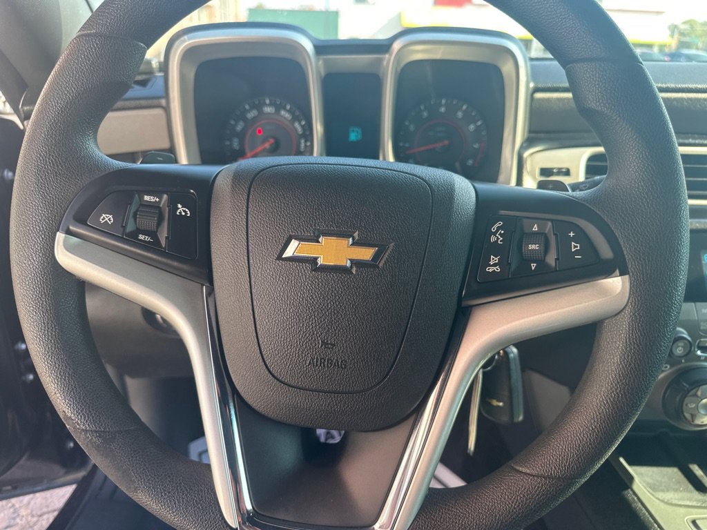 Used 2014 Chevrolet Camaro LS RWD image 19