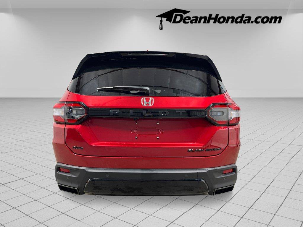 New 2026 Honda Pilot Black Edition image 4