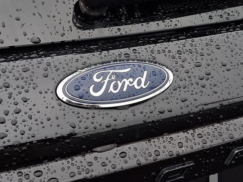 Used 2025 Ford Explorer ST AWD/4WD image 27