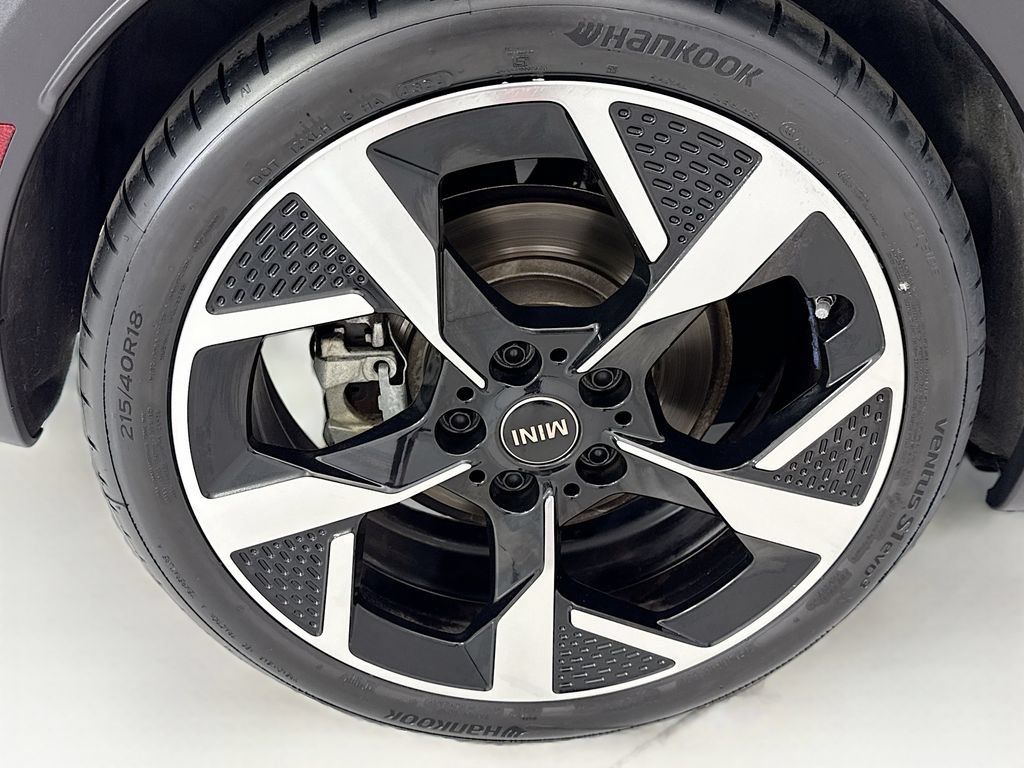 Used 2025 MINI Cooper S FWD image 29