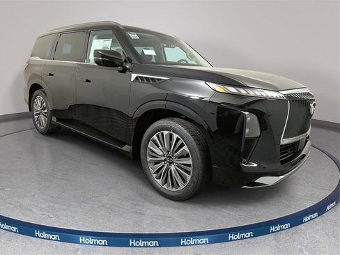 New 2026 INFINITI QX80 Luxe image 3