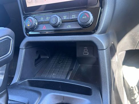 New 2025 Ford Ranger XLT w/ Equipment Group 301A High AWD/4WD image 31