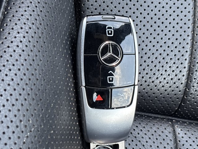 Used 2018 Mercedes-Benz E 400 4MATIC Cabriolet image 45