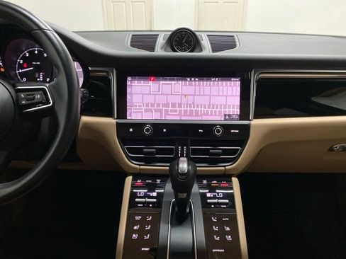 Used 2023 Porsche Macan Turbo AWD/4WD image 15