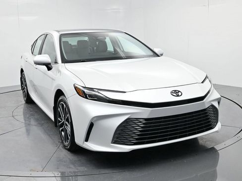 New 2026 Toyota Camry XLE image 2