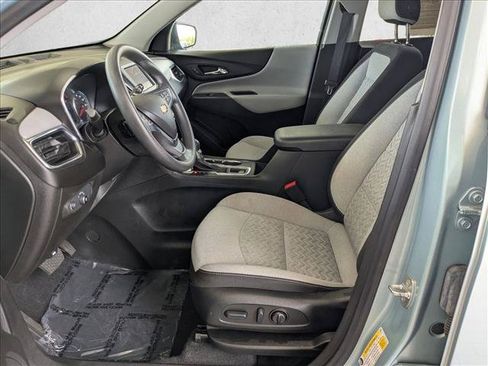 Used 2022 Chevrolet Equinox LT FWD image 14