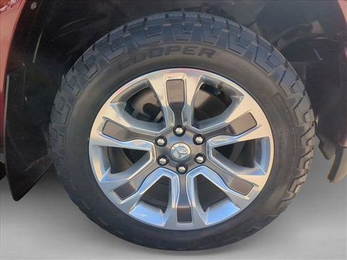 Used 2019 RAM 1500 Limited w/ Off Road Group image 27