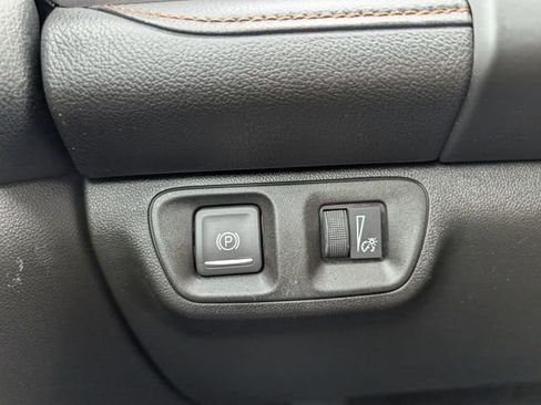 Used 2018 GMC Acadia SLT w/ LPO, Protection Package AWD/4WD image 23