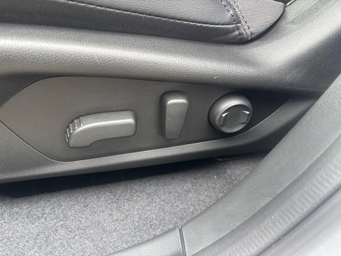 Used 2025 Subaru Forester Premium AWD/4WD image 15