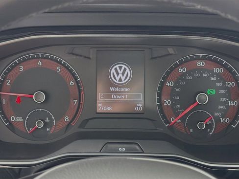 Used 2020 Volkswagen Jetta SE w/ SE Cold Weather Package image 12