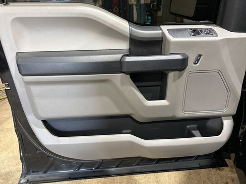 Used 2020 Ford F150 XL w/ Equipment Group 101A Mid image 10