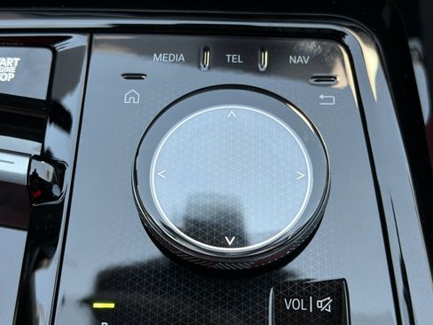 New 2027 BMW 530i w/ Premium Package RWD image 7