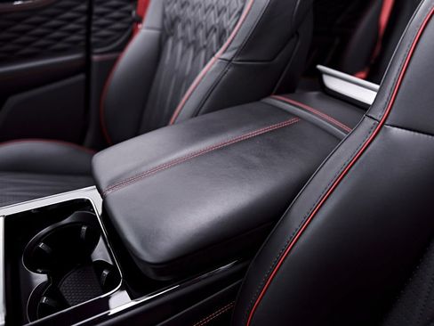 Used 2022 Bentley Flying Spur V8 AWD/4WD image 80