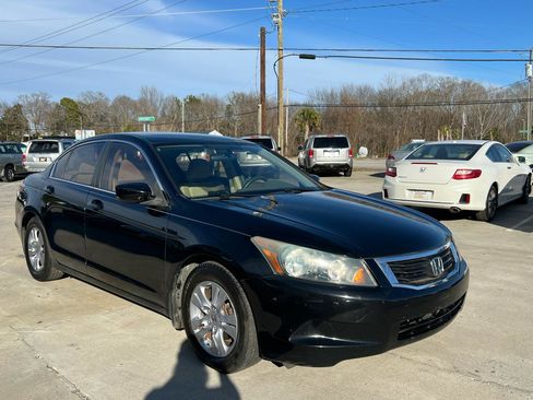 Used 2010 Honda Accord LX-P image 1