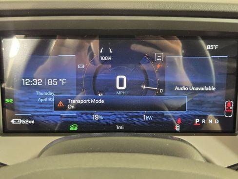 New 2027 Chevrolet Bolt LT w/ Comfort Package FWD image 17