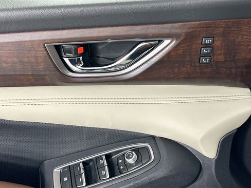 Used 2019 Subaru Ascent Touring w/ Popular Package #2 image 18