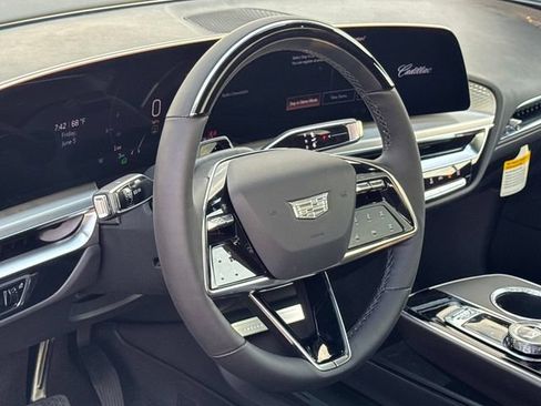 New 2026 Cadillac Lyriq Sport AWD/4WD image 20