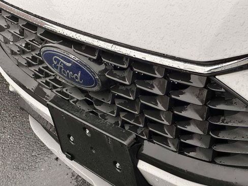 Used 2023 Ford Escape Active AWD/4WD image 5