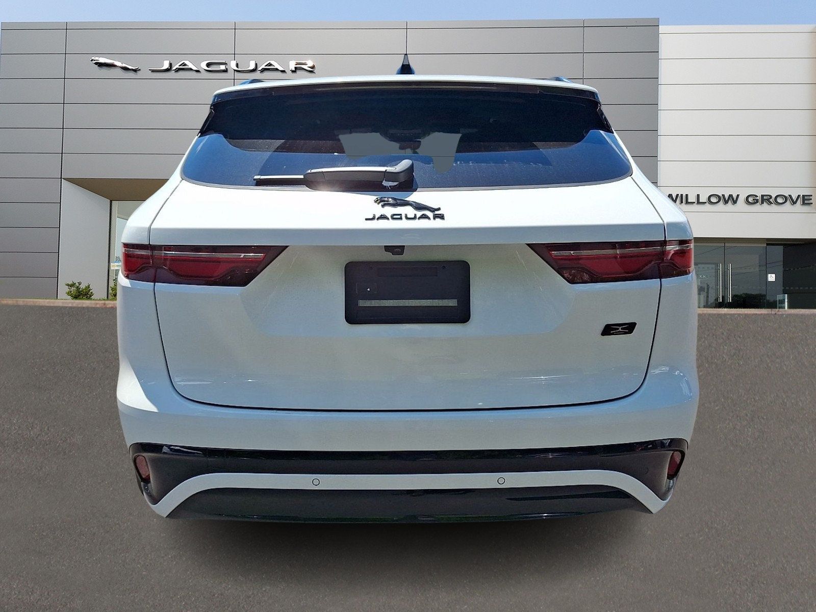 Used 2026 Jaguar F-PACE R-Dynamic S AWD/4WD image 7