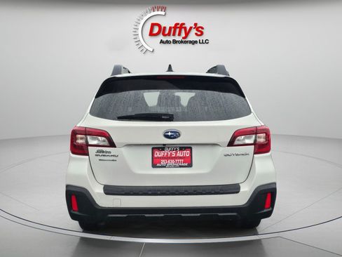 Used 2018 Subaru Outback 2.5i Premium AWD/4WD image 18