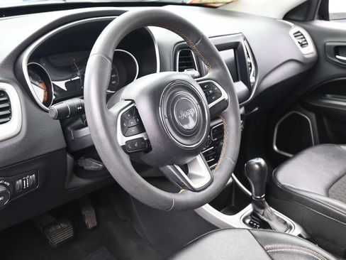 Used 2021 Jeep Compass Latitude image 13