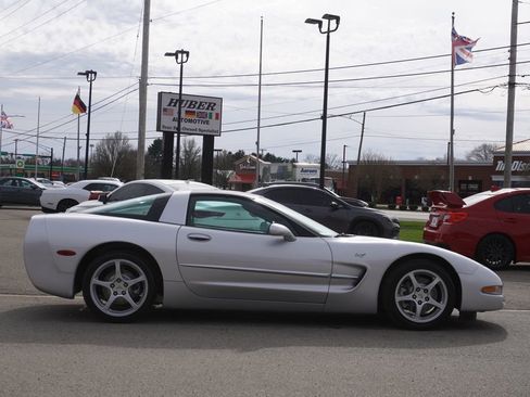 Used 2003 Chevrolet Corvette Coupe w/ Preferred Equipment Group image 8