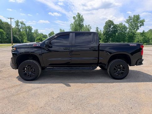 Used 2021 Chevrolet Silverado 1500 LT Trail Boss w/ Bed Protection Package AWD/4WD image 4